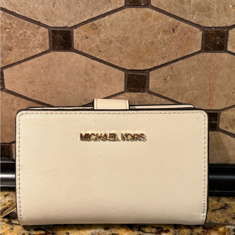 Michael Kors Cream Saffiano Leather Wallet